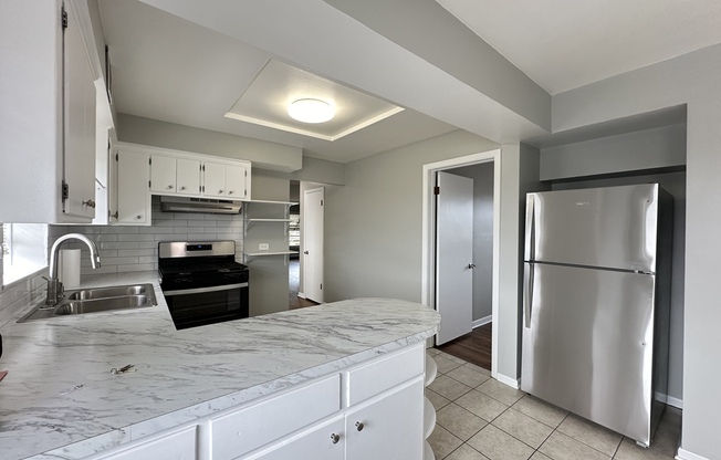 5835 ADDISON