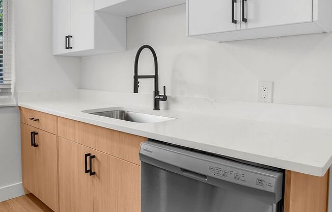 1 bed, 1 bath, 552 sqft, $1,095, Unit 1872-4