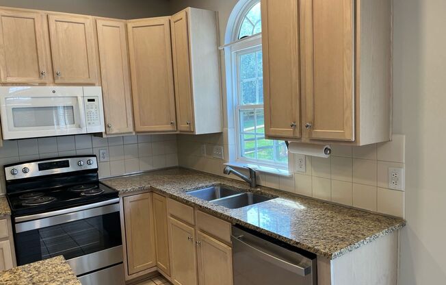 Northstone subdivision 4 Bed, 2 1/2 Bath