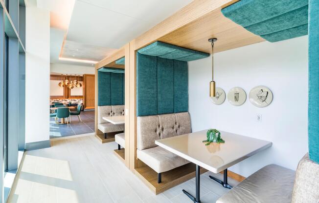 Co-working spaces offer a polished place to meet or unwind, with Midtown Atlanta’s restaurants and cultural scene just steps away.