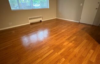 2 beds, 1 bath, 908 sqft, $1,215, Unit AS A-Gdn