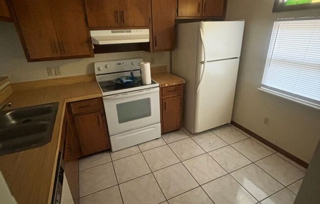 Large 2/2 flat, COMPLETE REMODEL!