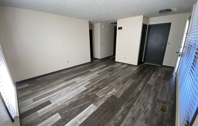 Newly Renovated 2-BD, 2-BA Duplex on Bloomington's South Side