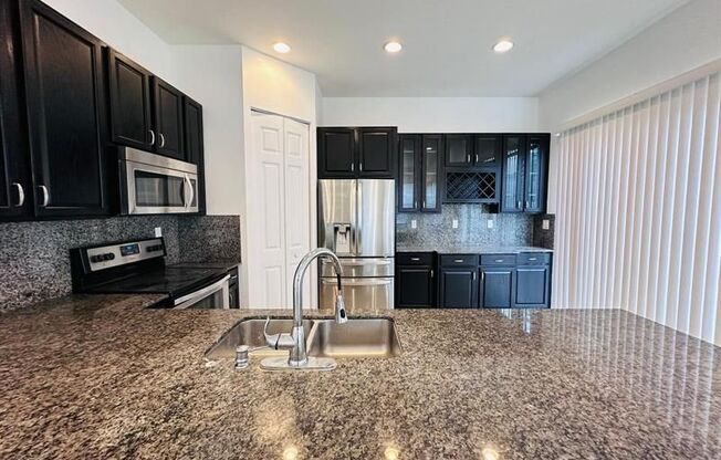 9074 SW 39 ST