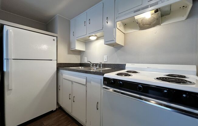 1 bed, 1 bath, 584 sqft, $835, Unit Unit 202