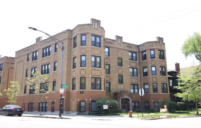 1417 Hutchinson St.