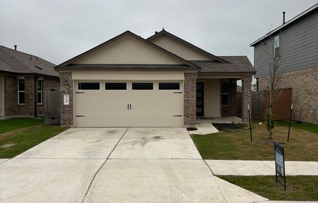 3 Bedroom 2 bath in the heart of Hutto!