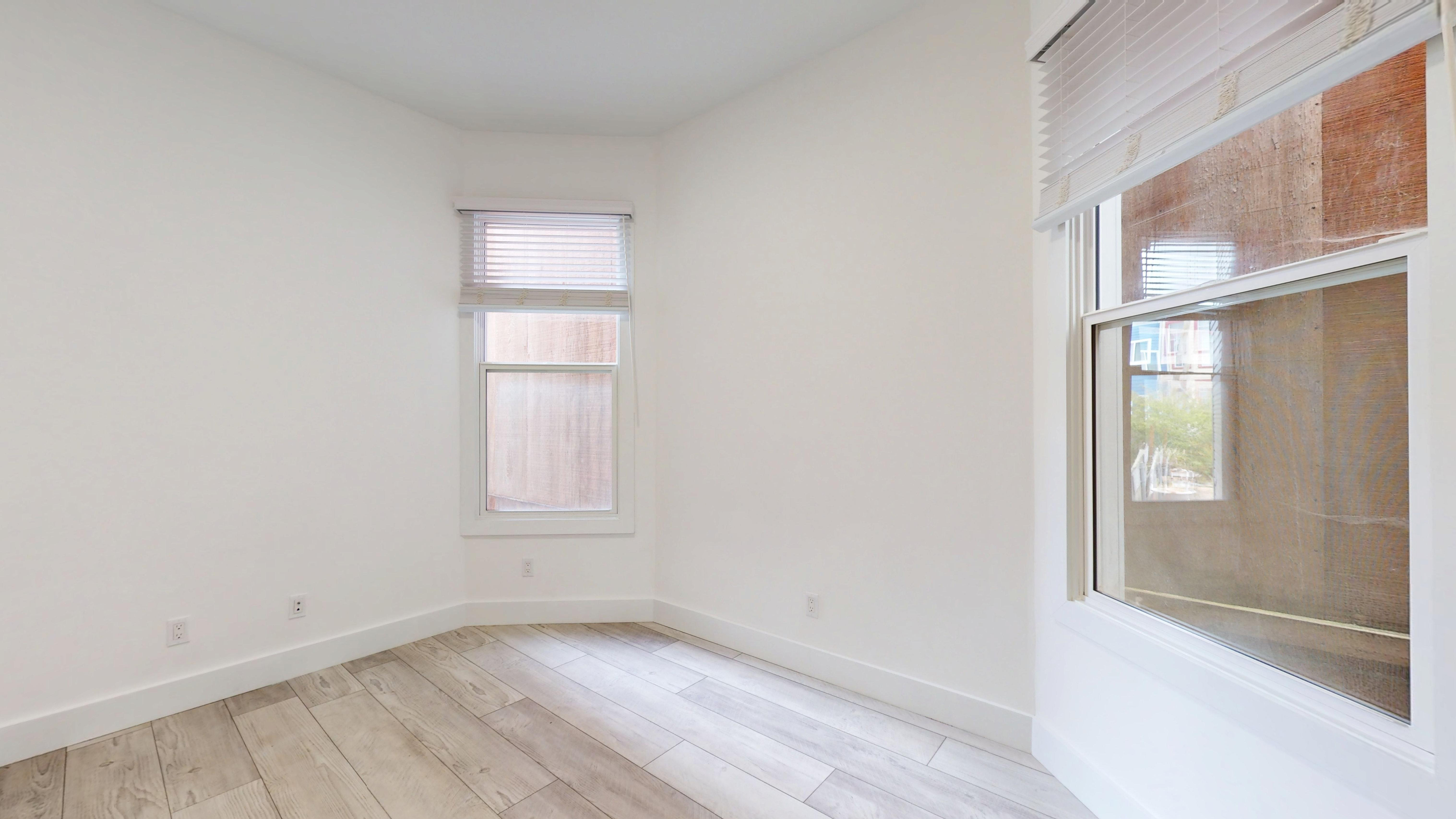 759 6 AVE