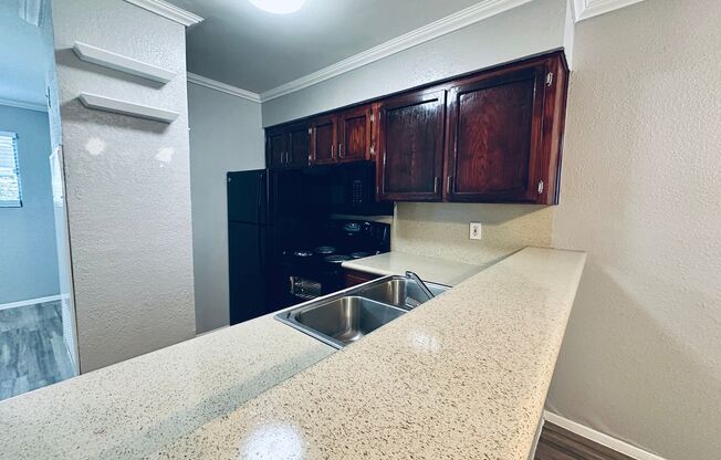 Studio, 1 bath, 500 sqft, $795, Unit 114