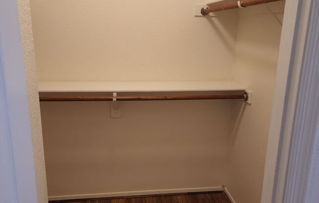 2 beds, 2.5 baths, $2,450, Unit Unit 1105