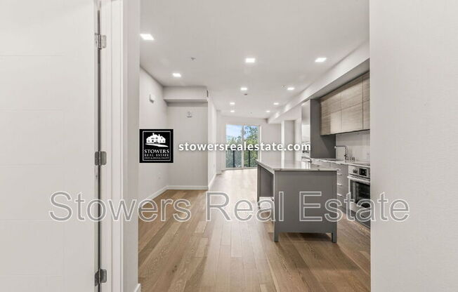 1605 Riviera Ave #406