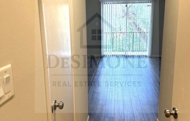 2 beds, 1 bath, 1,050 sqft, $1,050, Unit B7