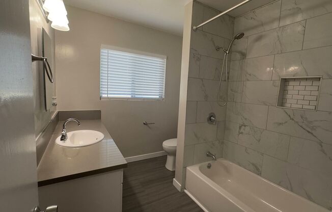 2 beds, 1 bath, $2,350, Unit Y