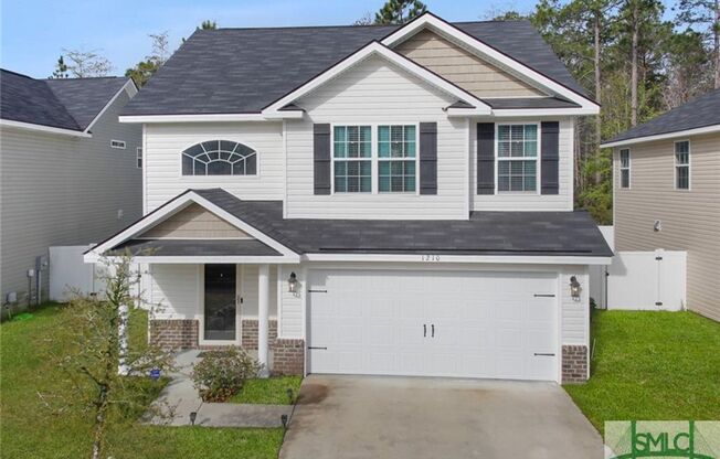 3 bedroom 2.5 Bathroom in Hinesville.