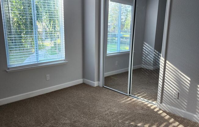 2 beds, 2 baths, 972 sqft, $1,865, Unit 228