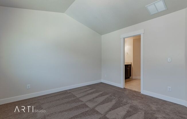 1 bed, 1 bath, 450 sqft, $595