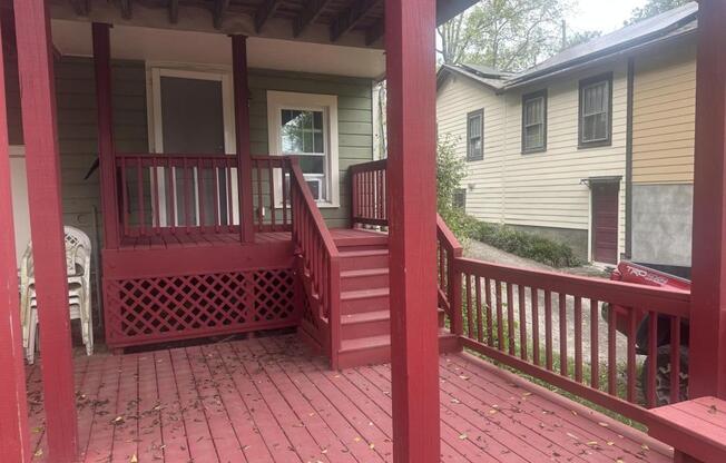 32 LOOKOUT DR