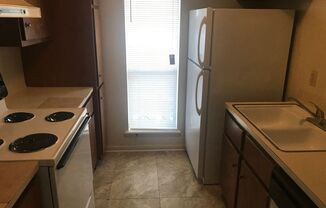 2 beds, 1.5 baths, 1,008 sqft, $950, Unit B