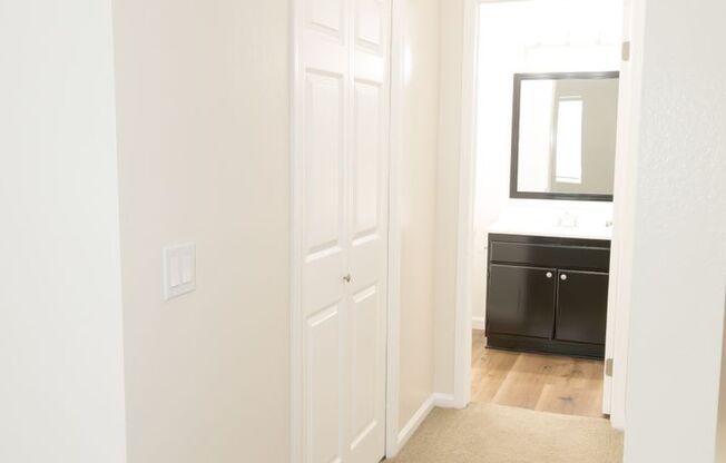 1 bed, 1 bath, 660 sqft, $2,120, Unit 65-101