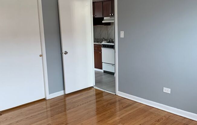 4325 W. 95th St.