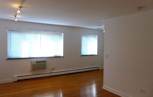 1 bed, 1 bath, 650 sqft, $1,550, Unit 4B