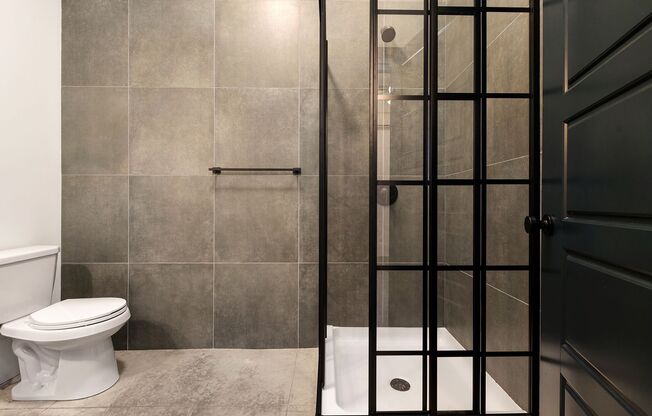 1 bed, 1 bath, 400 sqft, $1,275, Unit Schwab Industrial-004