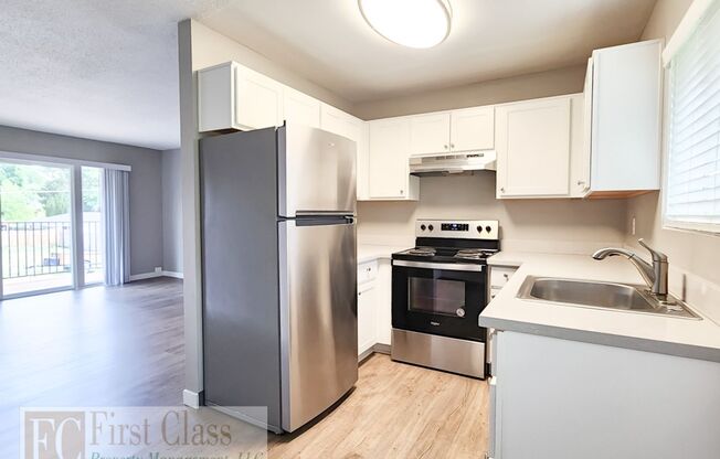 2 beds, 1 bath, 672 sqft, $1,395, Unit 21