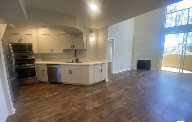 1 bed, 1 bath, 800 sqft, $3,790, Unit 407