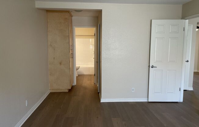 1 bed, 1 bath, 685 sqft, $2,195, Unit 0050