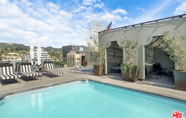 1 bed, 1 bath, 1,560 sqft, $7,500, Unit 1007