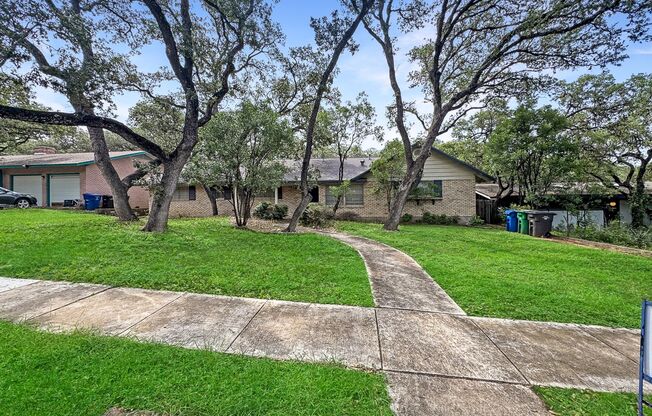 One Story in Dreamland Oaks
