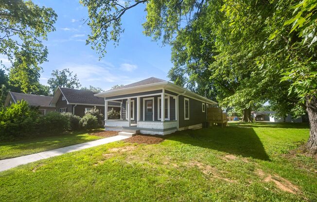 2 Bedroom 1 Bath House in Clarksville