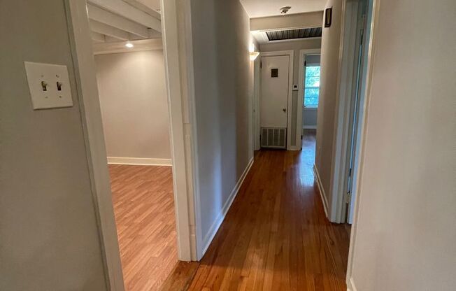 3 beds, 1 bath, $1,300