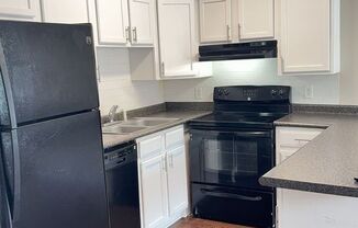 1 bed, 1 bath, $1,000, Unit Unit 39