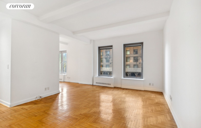 100 CENTRAL PARK S