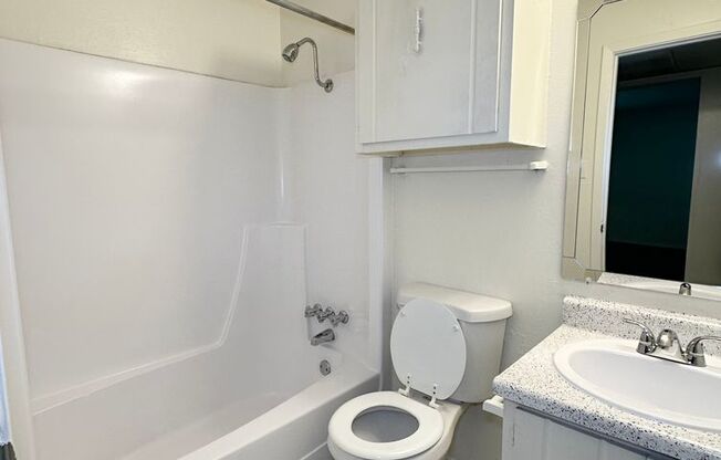 1 bed, 1 bath, 650 sqft, $1,289, Unit SUX-109