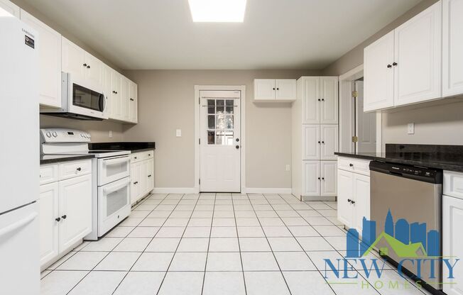 2 beds, 1 bath, $1,889