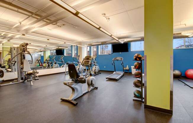 Avenir Fitness Center Apartments for rent Milwaukee, Wisconsin