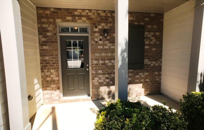 Terrific Townhome with Great Amenities