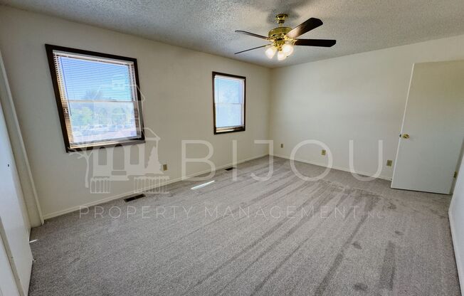 3 beds, 2 baths, $1,800