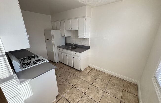 Charming 2Bed/1Bath ground floor apartment located in Northern/Central part of Las Vegas