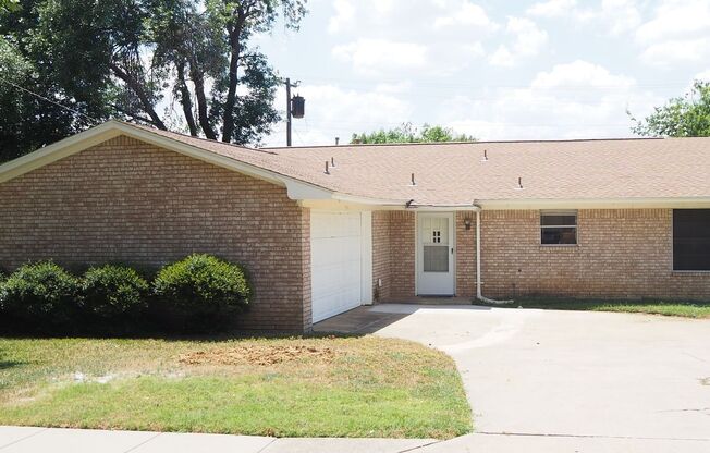 3 Bed - 2 Bath in Denton