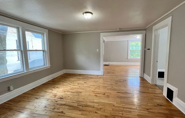 246 Eastern Ave SE