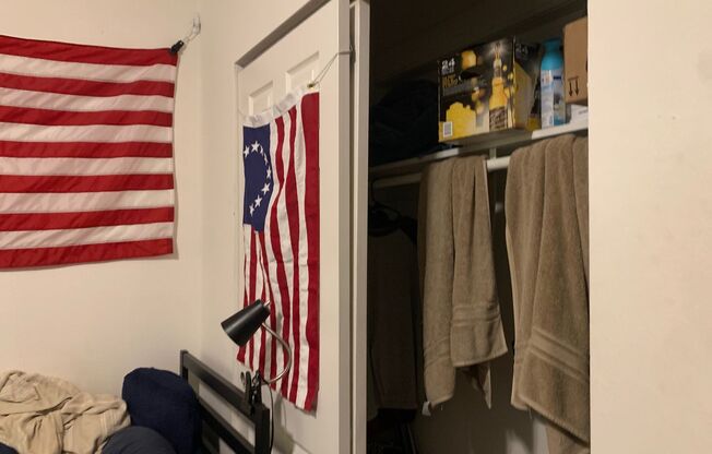 4 beds, 2 baths, $2,350, Unit 7