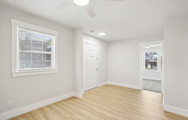 3 beds, 2 baths, 1,000 sqft, $2,111