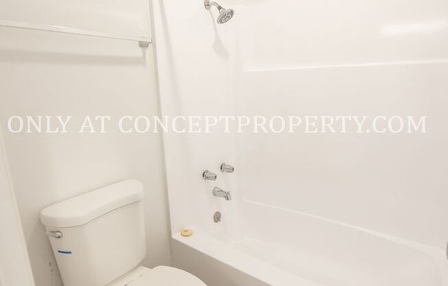 2 beds, 1 bath, 970 sqft, $1,299, Unit 15 PR