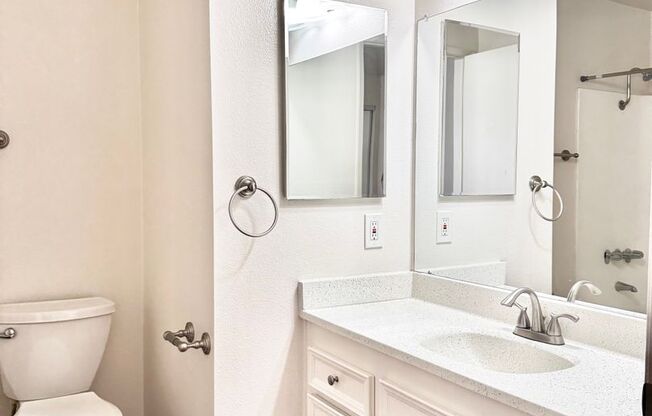 Lake Meadows Apartments