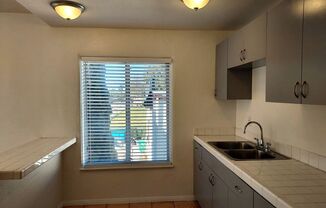 1 bed, 1 bath, $1,795, Unit 3204 Unit B