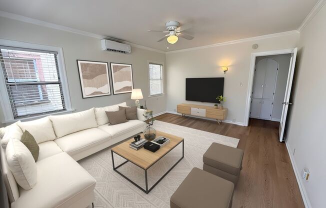 Newly Updated Cottage - Fenced Backyard, 1 Car Garage, New A/C, Pet Friendly