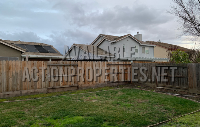 3 beds, 2 baths, $2,595